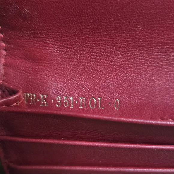 Valentino Garavani Rockstud Wallet - Picture 5 of 7